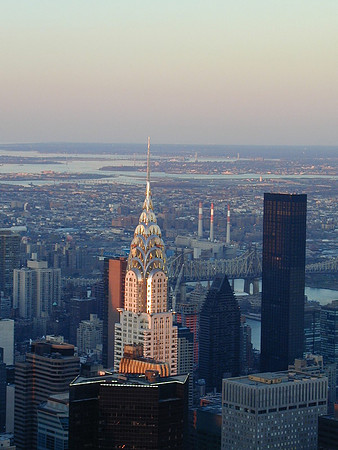 Chrysler bldg from esb apr02