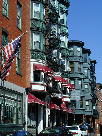 Boston North Shore buildings apr02