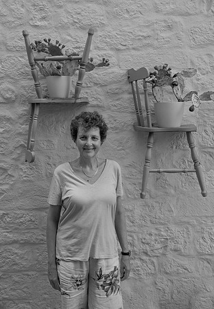 Ostuni Jenni chairs bw