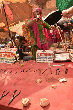 Jodhpur street dentist