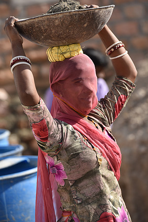 Female labourer, Rohet Garh, Rajasthan