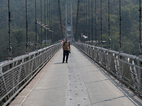 2nd highest bridge in Asia, Kaluk