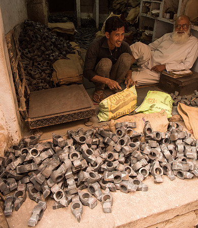 Sledgehammer head shop, Jodhpur (shafts elsewhere!)