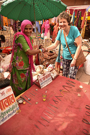 Jodhpur street dentist with Jenni