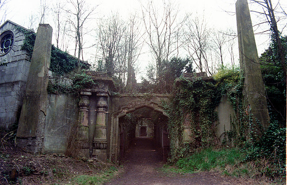 Highgate cemetery cloister 2