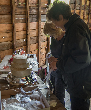 Rehearsal mums prep cake