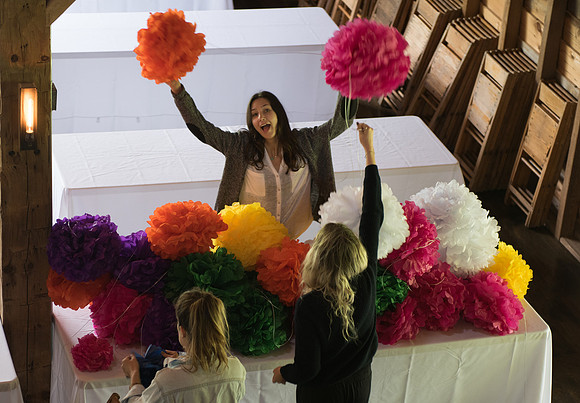 Rehearsal pompoms Libby