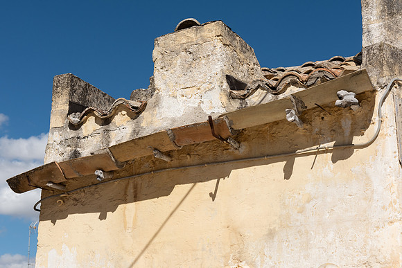Matera bones gutter