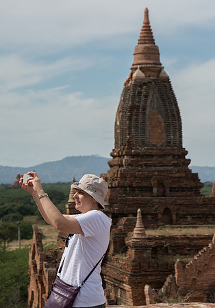 Bagan Jenni temple