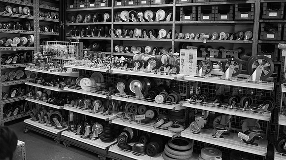 Bangkok castor shop bw