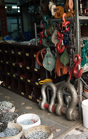 Bangkok shop shackles