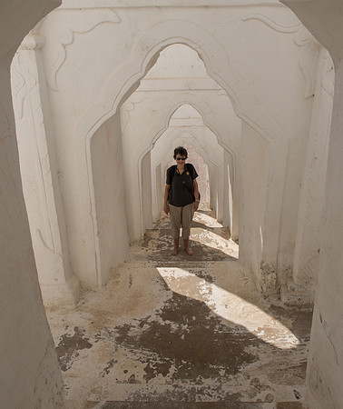 Mandalay Mingun white temple jenni