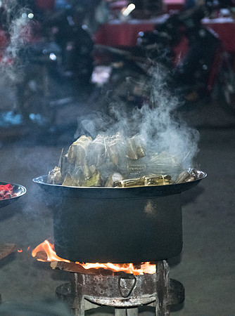 Mandalay night market palm steaming