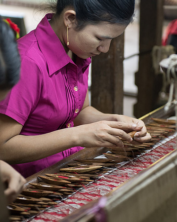 Mandalay weaving 2
