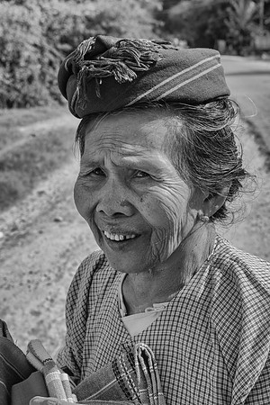 Market woman 2 bw