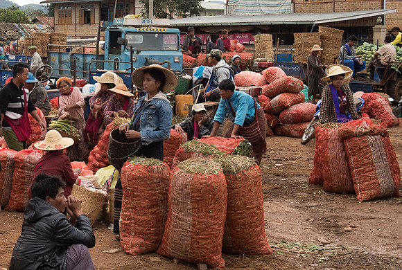 Heho commercial market