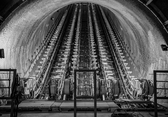 Crossrail escalator.bw