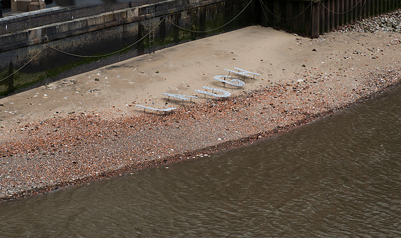 Laugh Thames