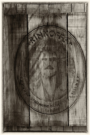 Rinkoff bakery carving