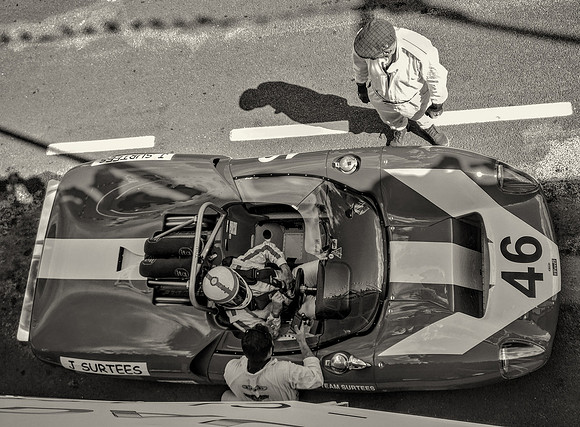 18 Goodwood Revival Surtees