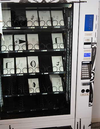 Singapore mystery book vending machine 1