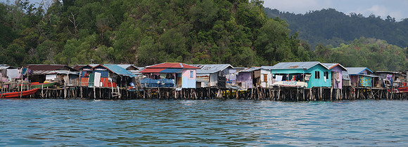 Gaya Island water village