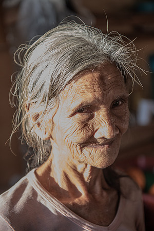 Mengkak woman