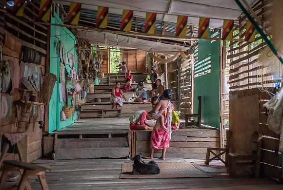 Mengkak longhouse life