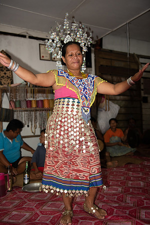 Mengkak dance 2