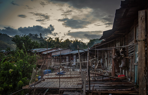 Mengkak longhouse verandahs