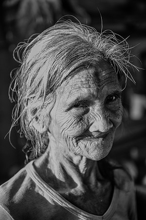 Mengkak Iban woman bw