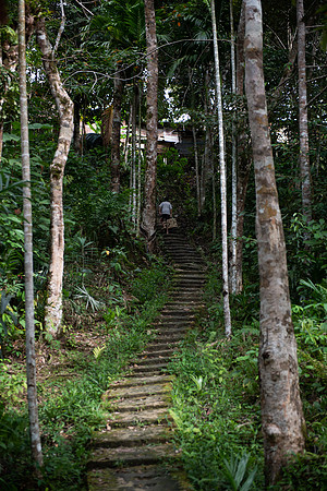 Mengkak steep steps