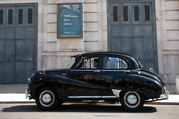 Bari Austin car 1