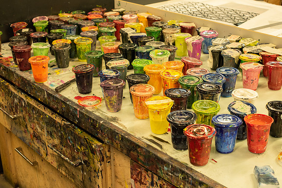 paint pots