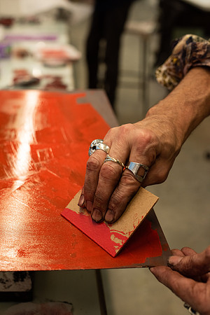 red spreader and rings