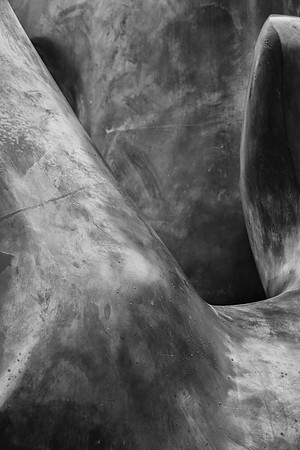 Henry Moore bw3