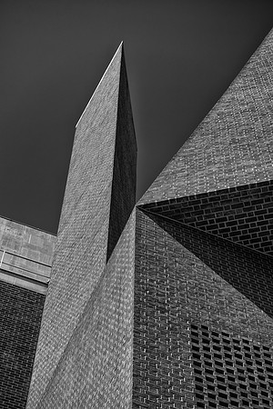 LSE chimney 1 bw