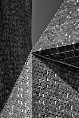 LSE chimney 2 bw