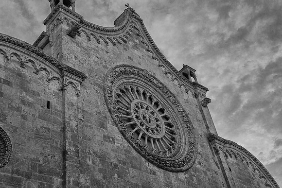 Ostuni cathedral bw