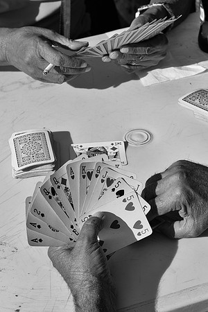 Bari card game hands bw