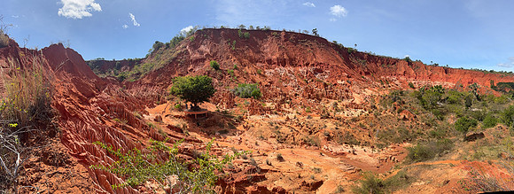 Red tsingy 2