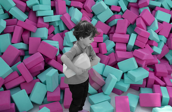 Felix Space bricks BW