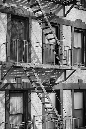 Highline fire escape BW