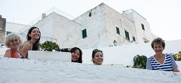 Ostuni Jenni Sue Libby, Sarah Maria