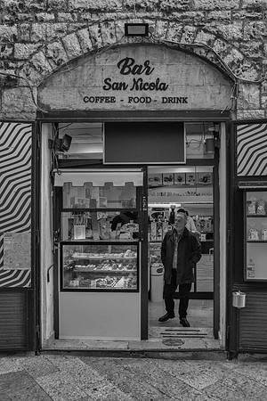 Bari bar 2 BW