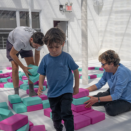 Felix Jenni Ryan building bricks